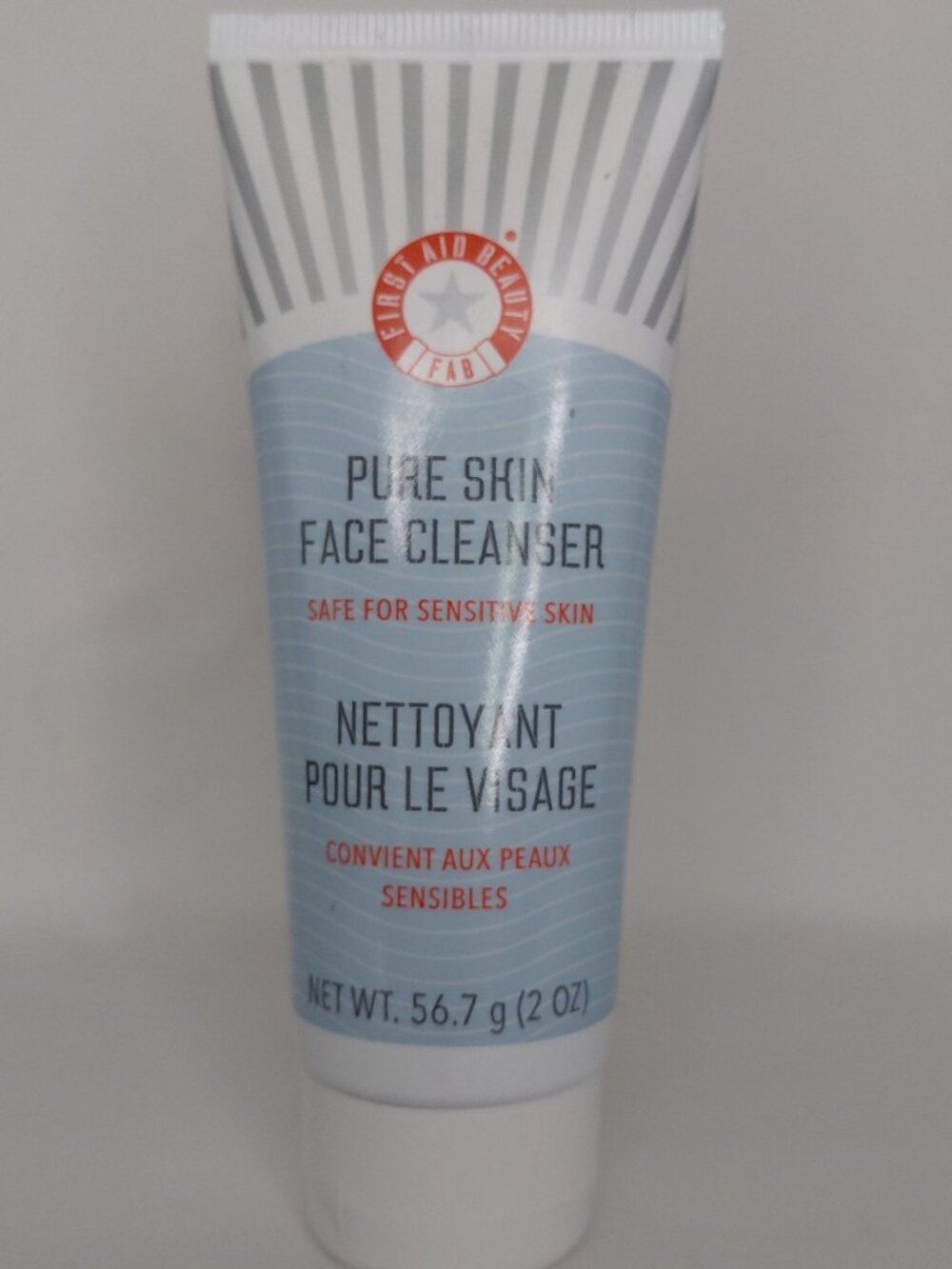 First Aid Beauty - Pure Skin Face Cleanser